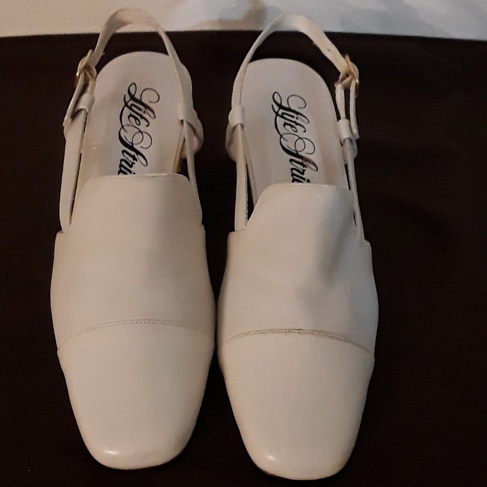 WOMEN'S  SLINGBACKS by LIFE STRIDE 7.